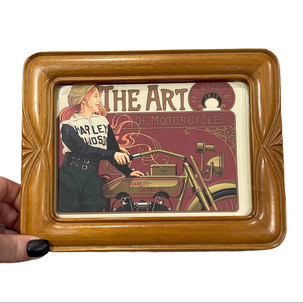 🧡 Wooden picture frame